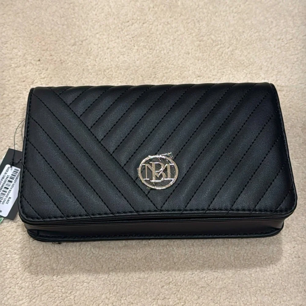 NWT Badgley Mischka Black Crossbody Bag with round logo - Picture 1 of 10